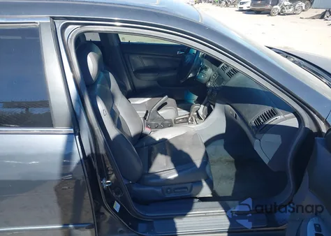 2006 Honda Accord 3.0 Ex z USA, uszkodzony, nr VIN 1HGCM66516A057853